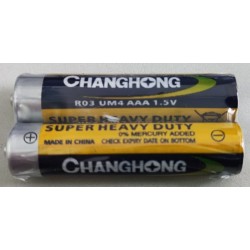 Pilhas Baterias Alcalinas R03 AAA 1,5V UMA Pequenas
